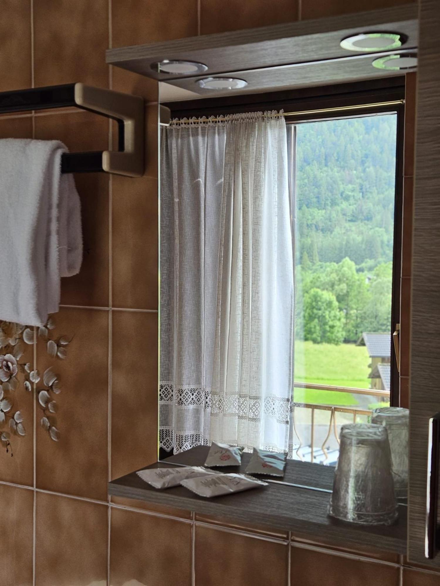 Hotel Miravalle Imer Buitenkant foto