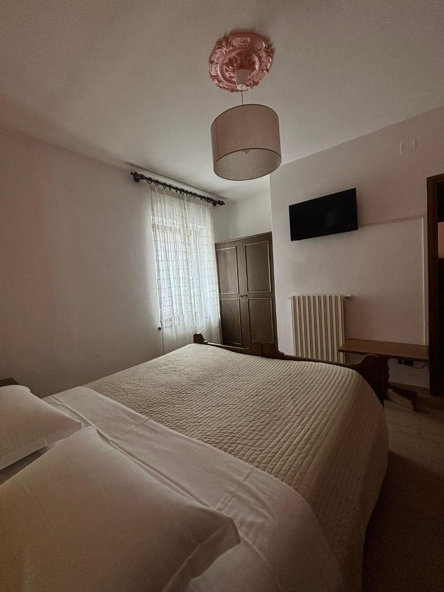 Hotel Miravalle Imer Buitenkant foto